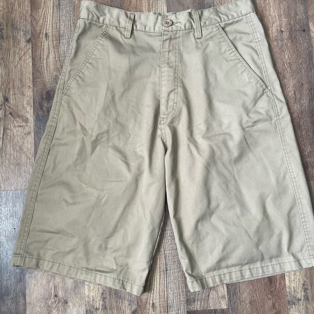 Men’s size 30 khaki shorts